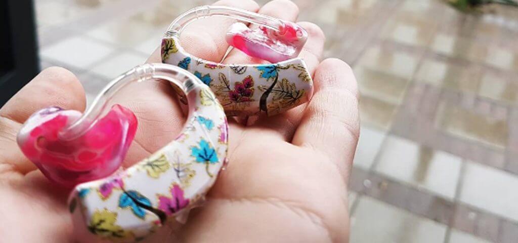 decorating hearing aids